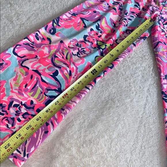 Lily Pulitzer Girls Bright Pink Pajama Loungewear Pants EUC 8/10 Large - Picture 9 of 13